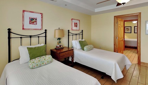Condo, Multiple Beds, Pool Access, Beach View (137 - No Pets Allowed)