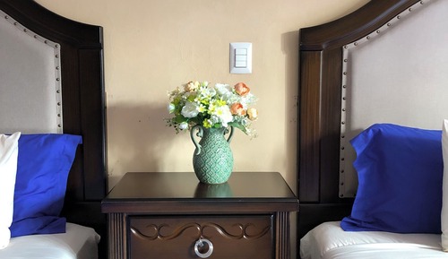 Junior Room (Pavorreal)