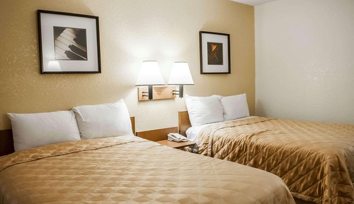 Standard Room, 2 Double Beds, Non Smoking