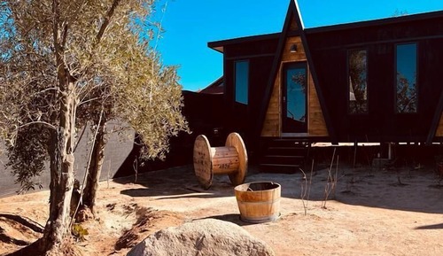 Romantic Cabin, 1 Queen Bed with Sofa bed, Pool View
