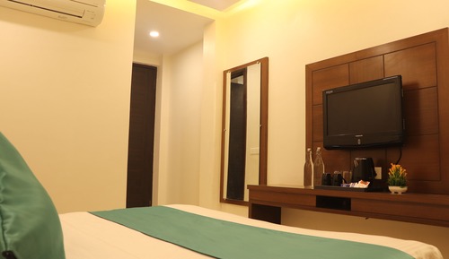 Executive Queen Room