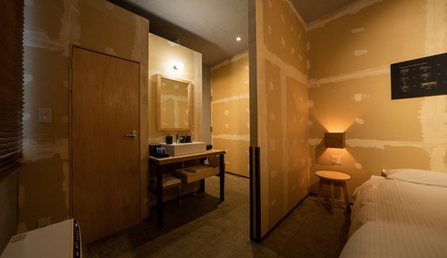 Compact Double Room, Non Smoking (Shower booth only)