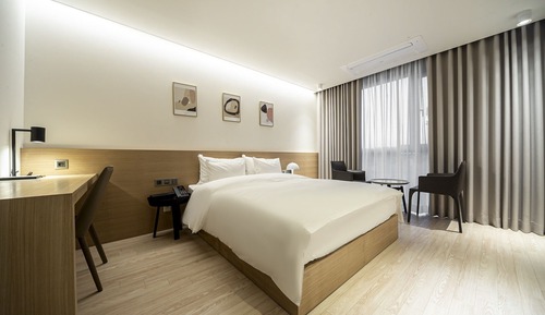 Room (Grand Open Special - Deluxe Double (D)