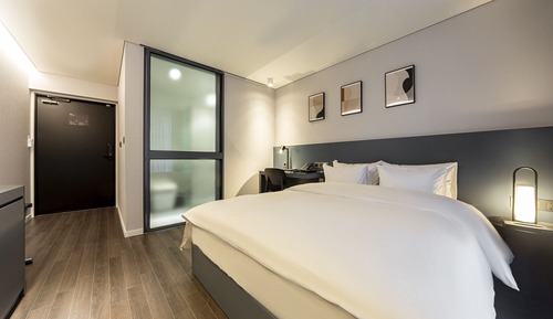 Room (Grand Open Special - Standard (Double)
