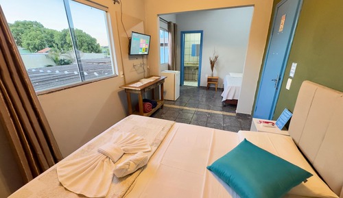 Economy Triple Room