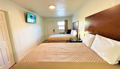 Standard Room, 2 Double Beds, Non Smoking