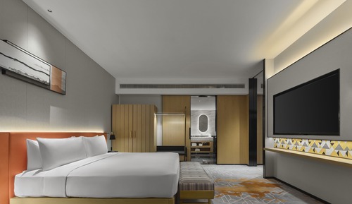 Deluxe Suite, 1 King Bed