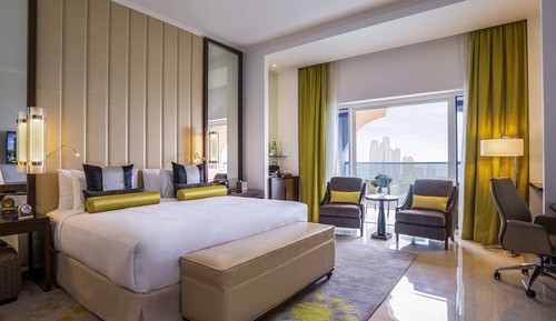 Premium Room, Balcony (Corniche view)