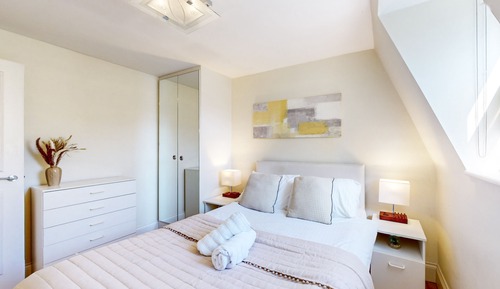 Luxury Apartment, Private Bathroom, City View