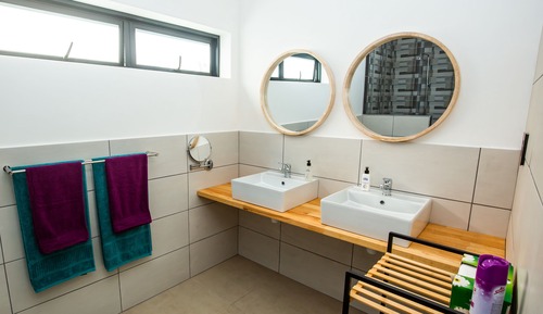 Comfort Double Room 4 = Umbala = double room with 2 single beds
