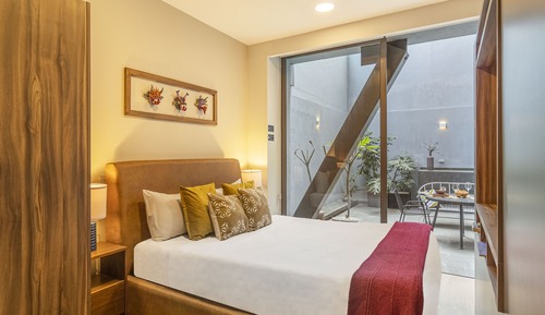 Deluxe one bedroom apartment with terrace- Ground Floor