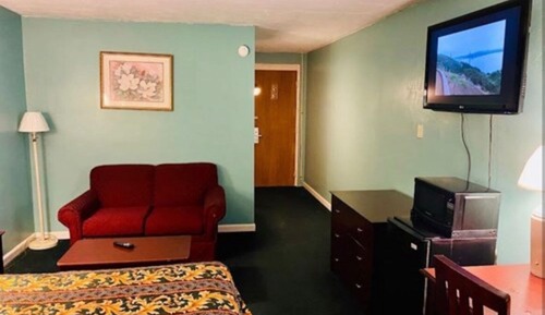 Double Room, 2 Queen Beds, Smoking