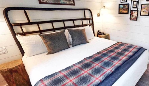 One Bedroom Camp Cabin