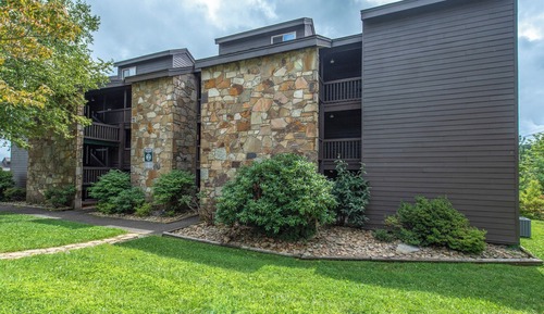 Condo (0 Bedroom)