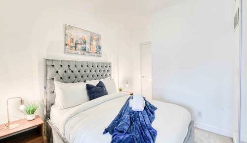 Premium Apartment