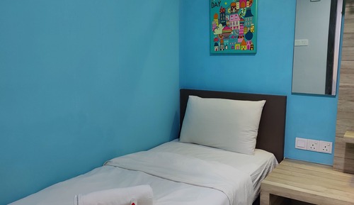 Single Room, Shared Bathroom
