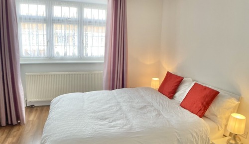 Deluxe Double Room, Shared Bathroom