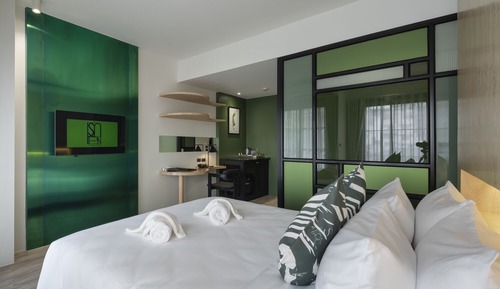 Deluxe Double or Twin Room