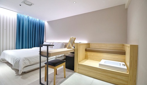 Premium Double Room