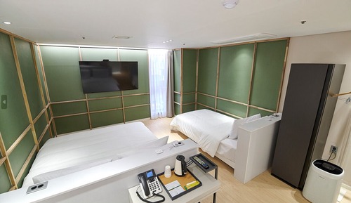 Premium Twin Room
