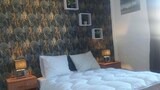 Basic Double Room (2)