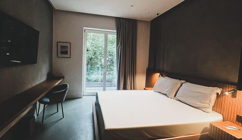 Superior Room, City View