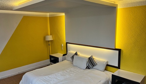 Deluxe Room, 1 King Bed