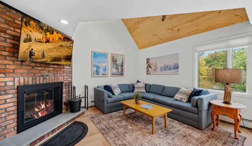 Condo, 2 Bedrooms