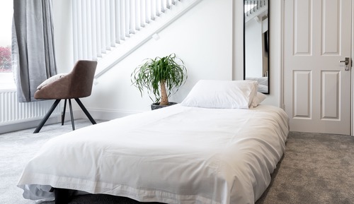 Room, Garden View (Room 7)