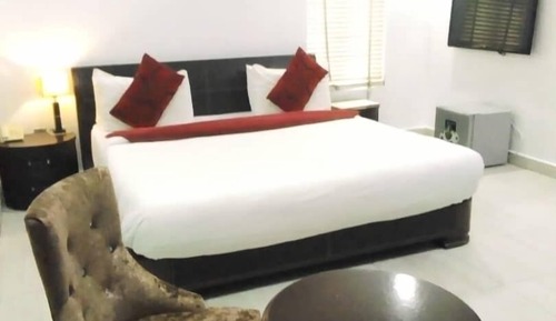 Exclusive Room