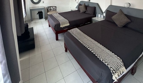 Basic Double Room, 2 Double Beds