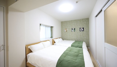 Twin room 202