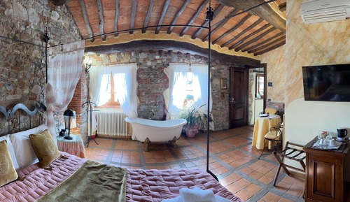Premier Room