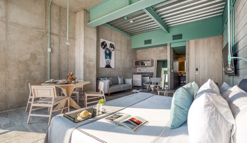 Premium Suite with Spectacular Balcony