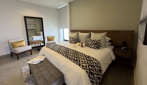 Suite, 2 Bedrooms, Non Smoking (VIP)