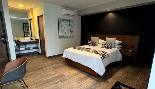 Room, 1 Queen Bed, Non Smoking