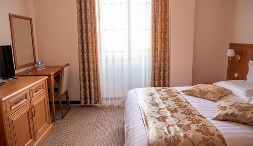 Basic Double Room