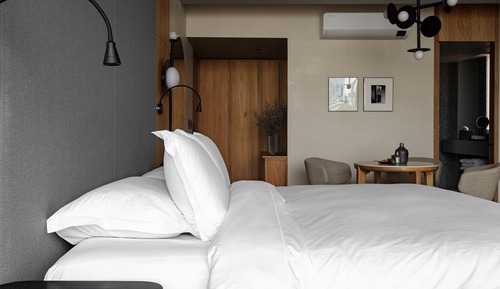 Premium Suite, 1 King Bed, City View
