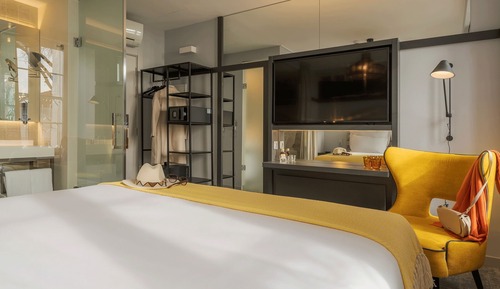 Superior Double Room, River View
