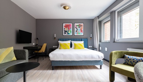 XL Studio, Kitchenette, Sofa Bed