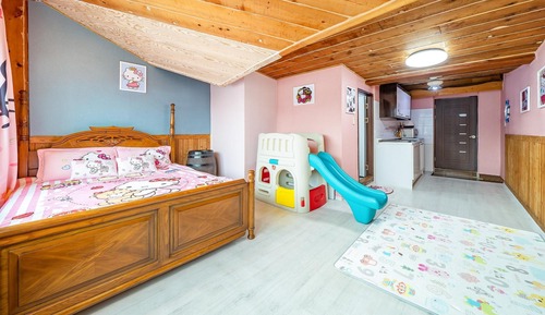 Basic Room, 1 Bedroom (KIDS5)