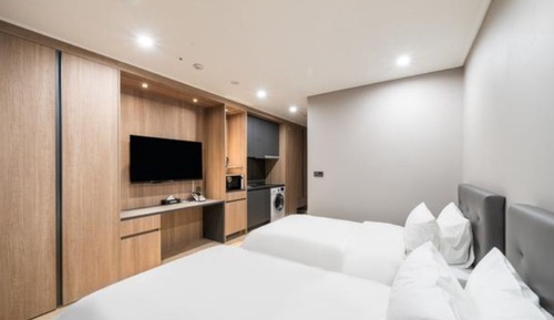 Deluxe Twin Room