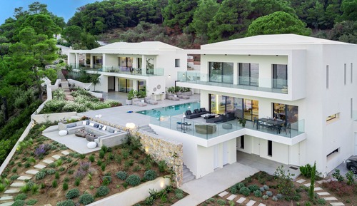Royal Villa