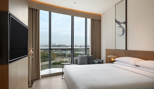 Fairfield Business Suite