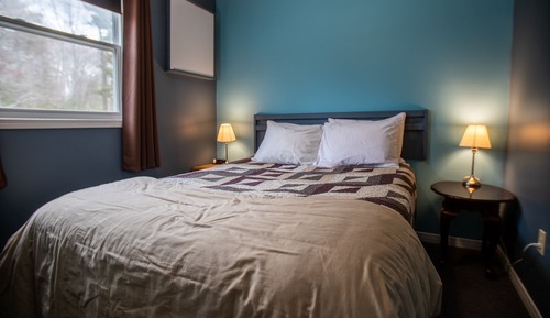 Royal Cottage (Pet Friendly)