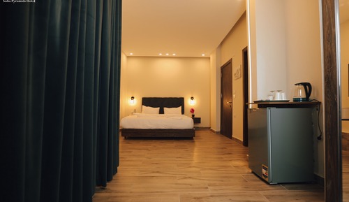 Superior Double Room Pyramids View