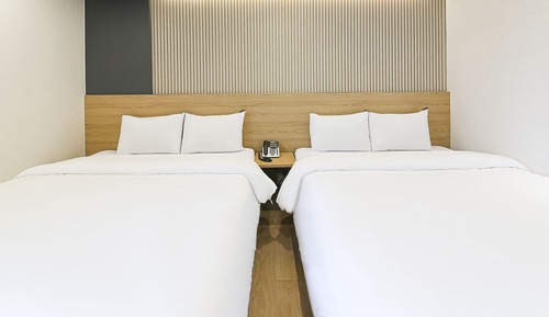 Family Twin Room, 2 Queen Beds, Non Smoking