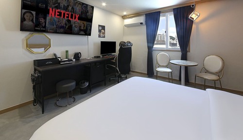 Business Room, 1 Double Bed, Non Smoking