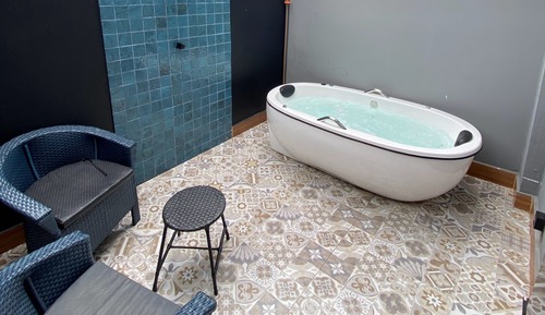 Luxury Room