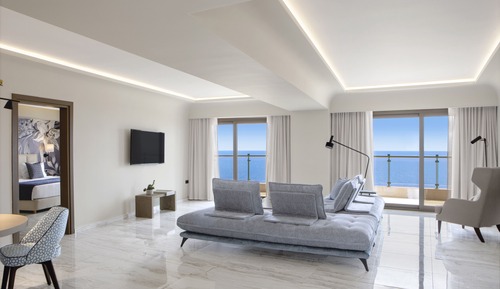 Executive Suite, Sea View